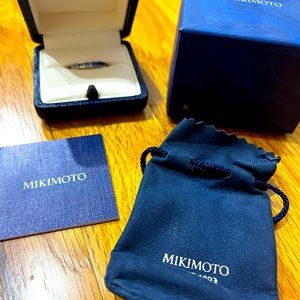 Mikimoto ascending sapphire blue ocean 18k white gold ring